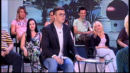 ČAK JE I VODITELJ REKAO DA OVO NE LIČI NA TV EMISIJU: Mića i Jelena se takmičili u PROSTAKLUKU i ŽESTOKO PROZIVALI jedno drugo! UVREDA