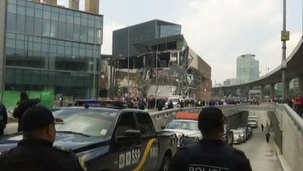 멕시코시티서 쇼핑몰 일부 붕괴...주민 대피·도로 폐쇄 / YTN