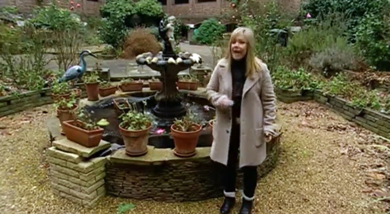 Homes Under the Hammer S15 - Ep73  15  73 - Part 01 HD Watch