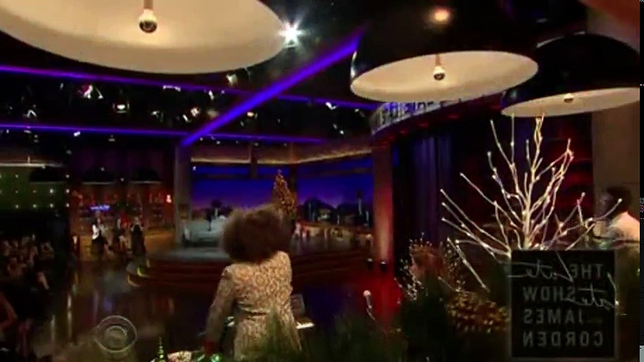 Late Late Show with James Corden S01 - Ep123 Domhnall Gleeson, Mike Epps, Chvrches HD Watch