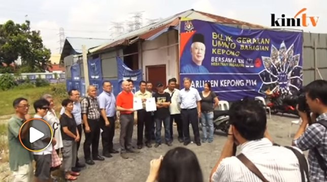 Aktivis gesa DBKL siasat tanah di Bilik Gerakan Umno Kepong