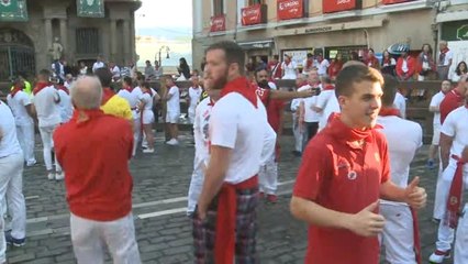 Boğa Katliamı Devam Ediyor- 1 Kişi Daha Boynuzlandı