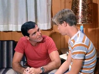 Flipper ( 1964 )  S01E01