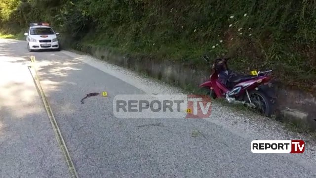 Belsh, motoçikleta del nga rruga dhe përplaset me murin, humb jetën 45-vjeçari