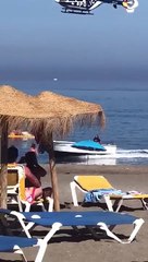 Un Go Fast tente d'échapper a un hélicoptère de la police.