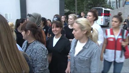İstanbul Adnan Oktar'a Operasyon Gözaltına Alınan Kadınlar Sağlık Kontrolünden Geçirildi 2