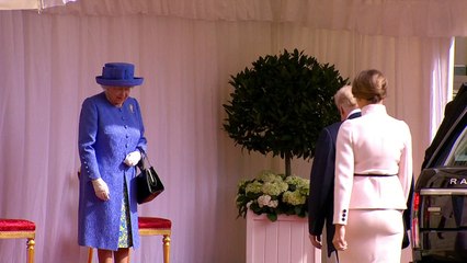 Trump encontra rainha Elizabeth II