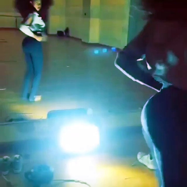 La preuve que Astar ne sait pas chanter seulement 2