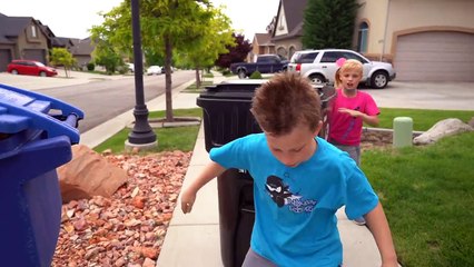 Dinosaur Dune Buggy Chase! T REX!