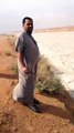Une rivière de sable coule en Irak