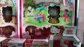 HELLO KITTY House Tour + Hello Kitty Collection!! (Every Girls Dream!)