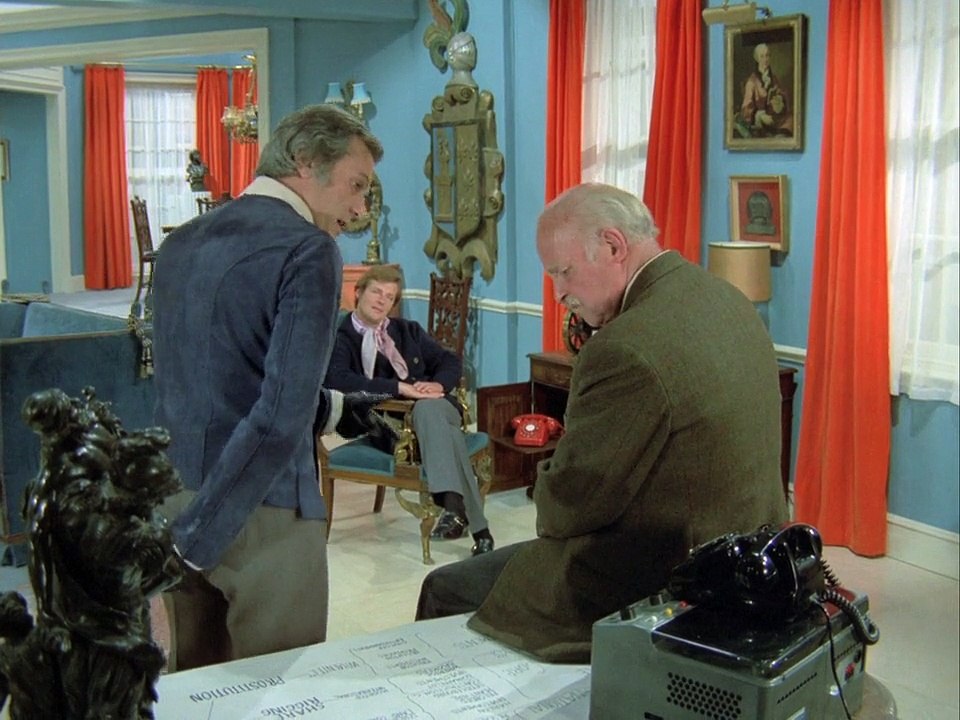 The Persuaders E12. That's Me Over There