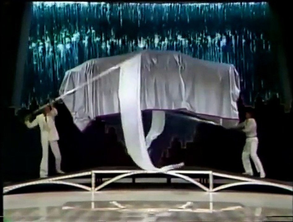 The Magic of David Copperfield III Levitating Ferrari (1980) (With special guest Jack Klugman)