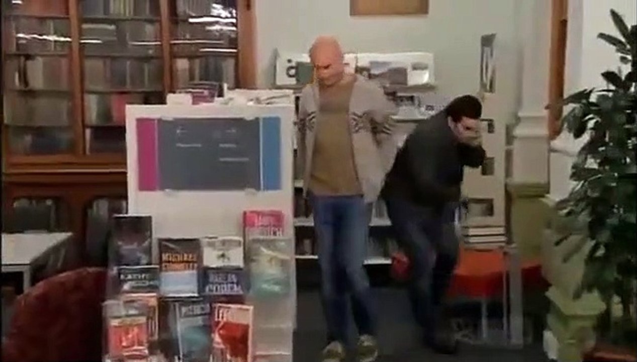 The Almighty Johnsons S01E03