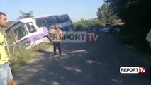 Repoirt Tv - Aksident tek Kthesa e Bresnikut në Gramsh, makina përplaset me një autobus