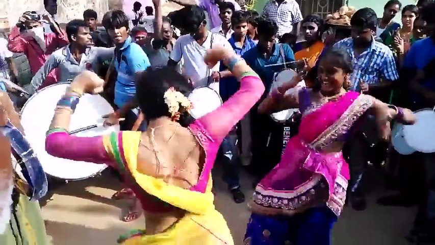 Girls kuthu online dance