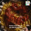 Si tienes que cocinar para muchos pero odias lavar platos, prepara este pollo parmesano con pasta, ¡solo necesitas 1 sartén!