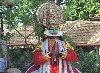 goa-cochin-kathakali-dancer