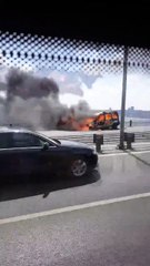 15 Temmuz Şehitler Köprüsü'nde araç yangını!