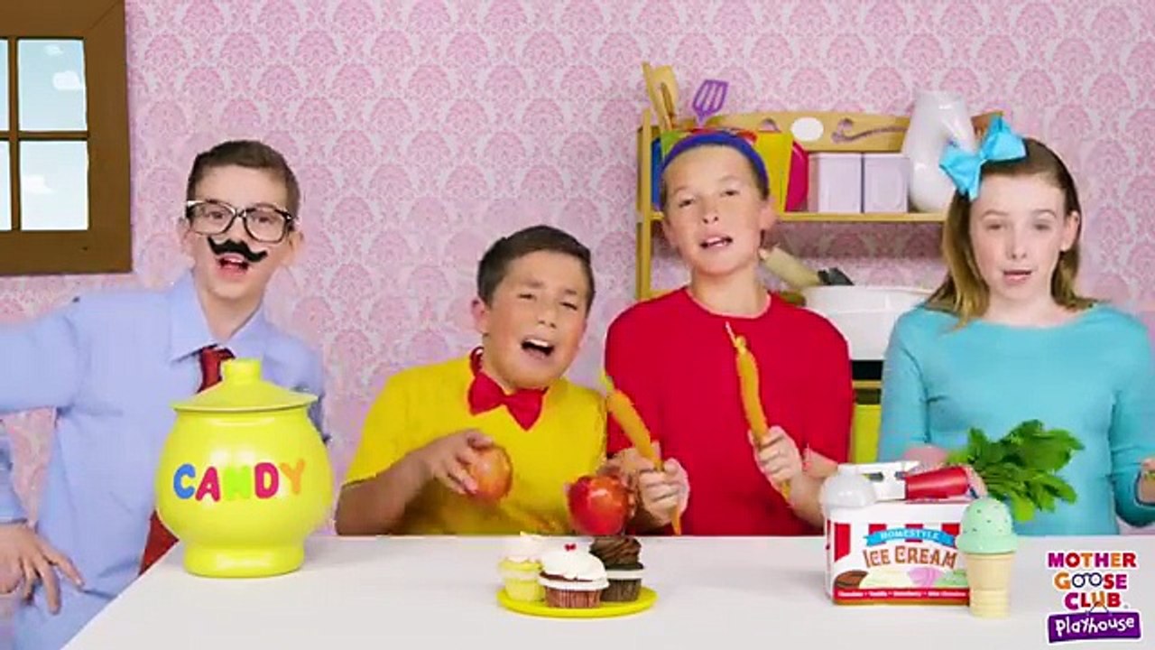 Johnny Johnny Yes Papa | WHO STOLE THE COOKIE? | Songs for Kids Mother Goose Club Playhouse