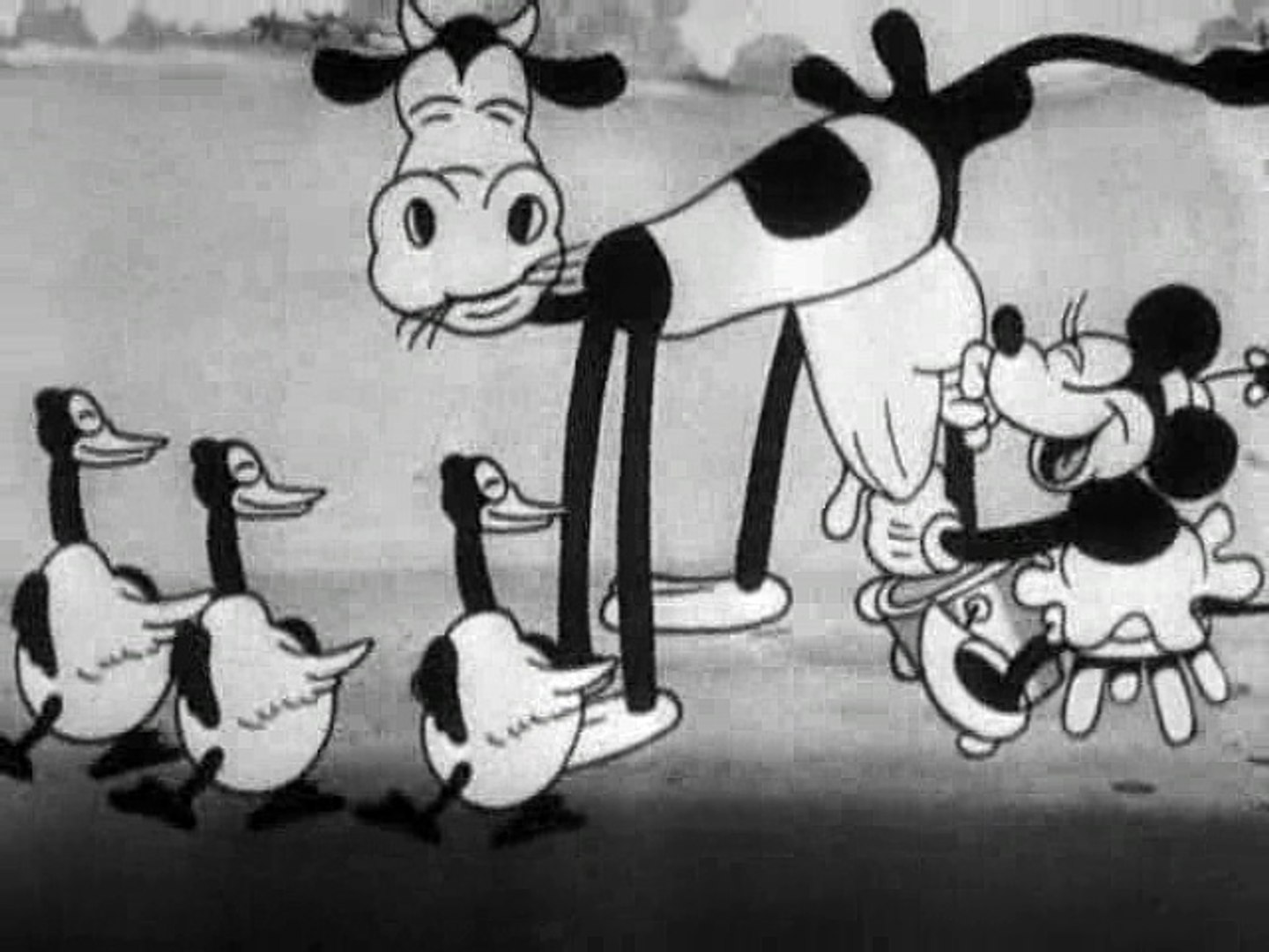 Mickey Mouse, Minnie Mouse - Musical Farmer  (1932)