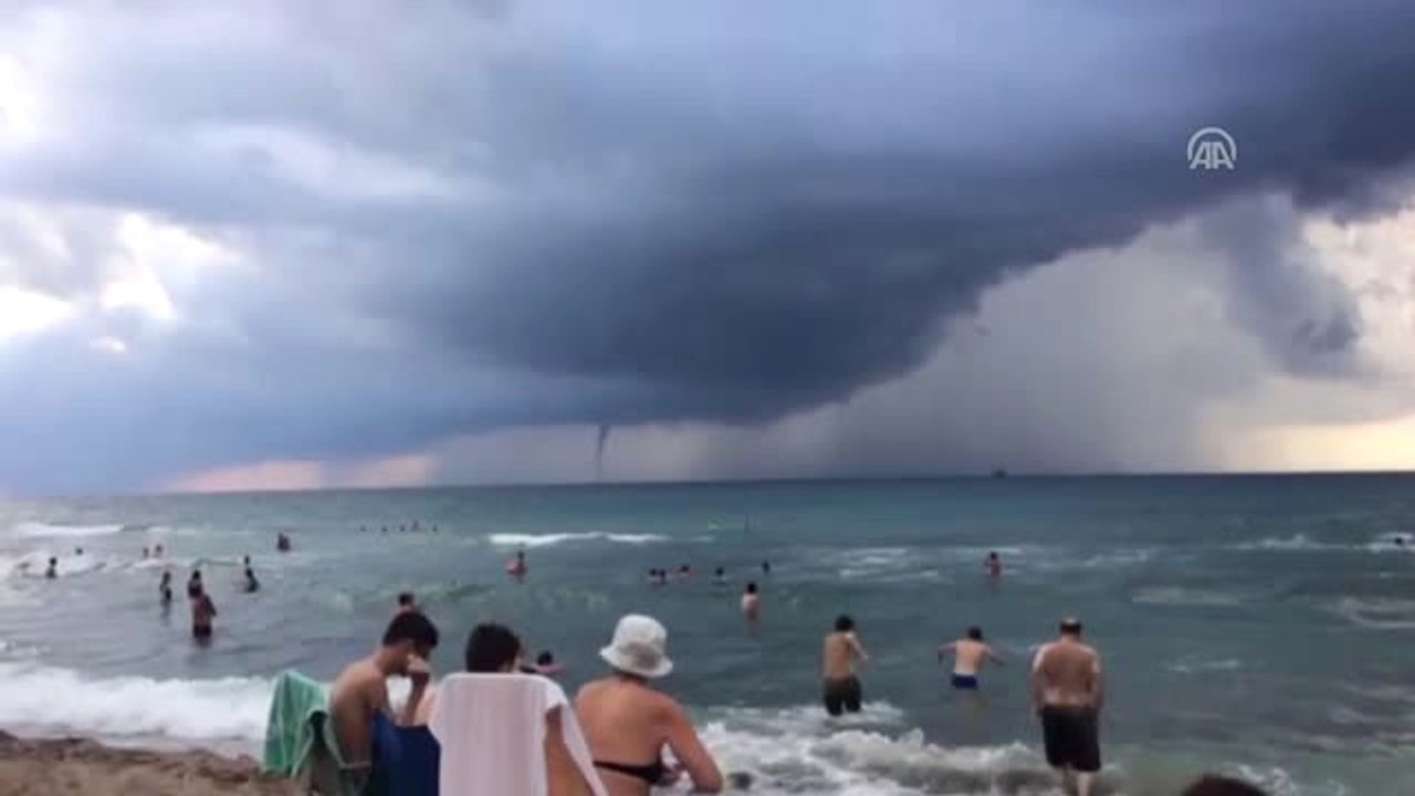 Denizde Hortum Oluştu