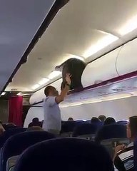 Ce passager est vraiment idiot... La honte