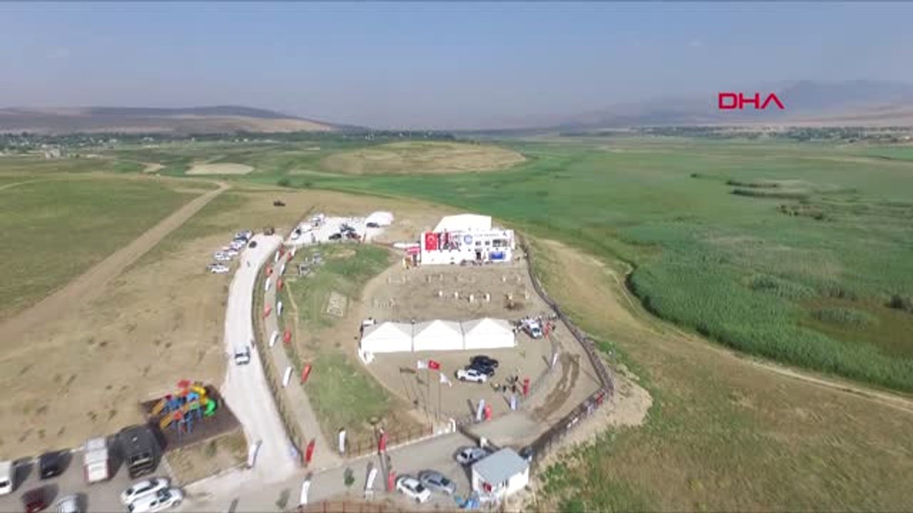 Van 15 Temmuz Şehitleri Anısına 'Ulusal Engel Atlama' Yarışması Düzenlendi Hd