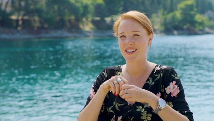 Jessica Keenan Wynn On Singing ABBA's 'When I Kissed The Teacher'