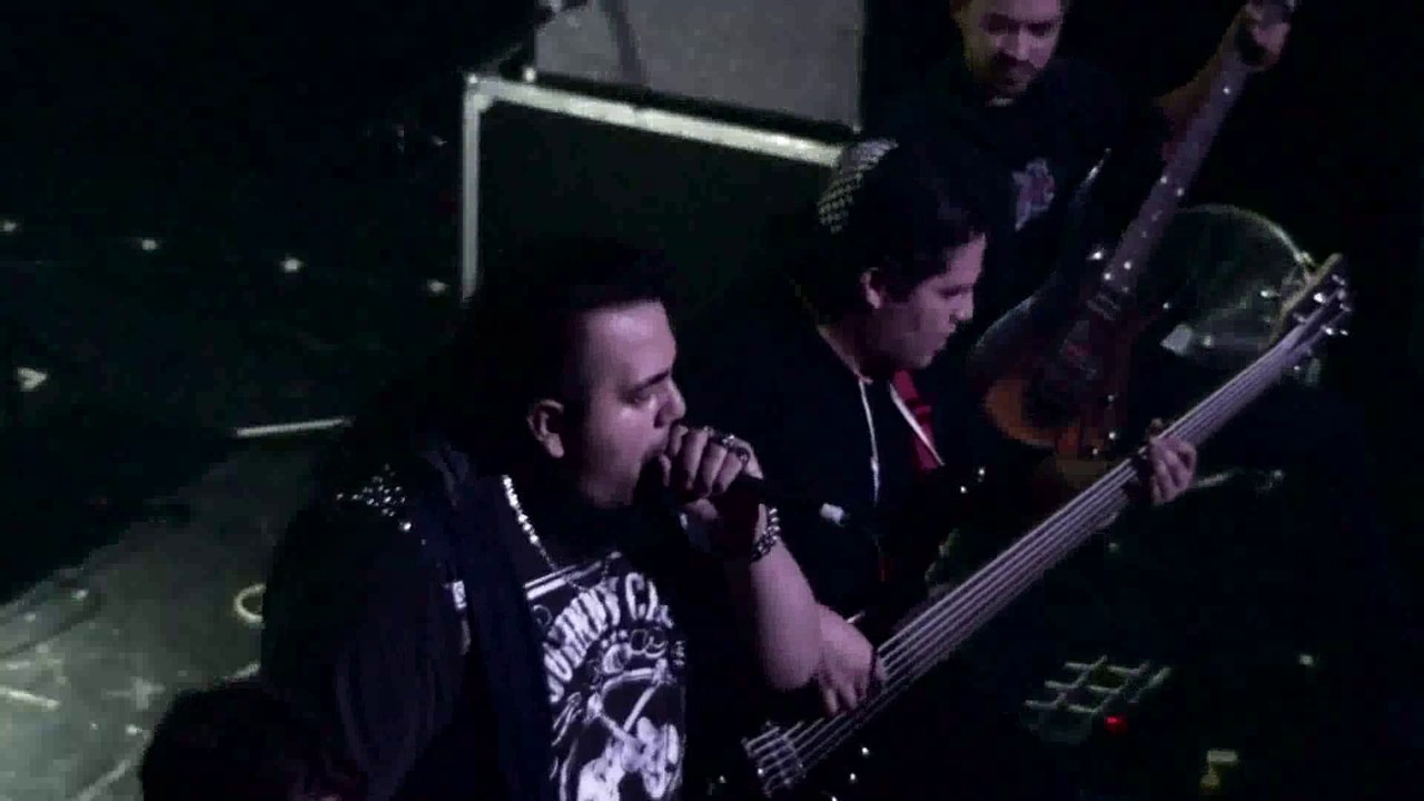 Palabras de YAVEH   Hermes   en concierto con Brujeria