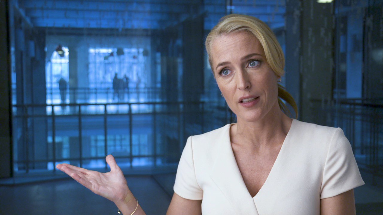 Gillian Anderson Loves Playing Law Enforcement Roles