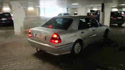 Nouveau radar de recul sur Mercedes