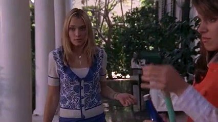 Greek S01E10 Black & White and Read All Over