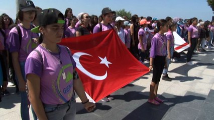 15 Temmuz Demokrasi ve Milli Birlik Günü dolayısıyla Şehitler Abidesi’nde tören düzenlendi