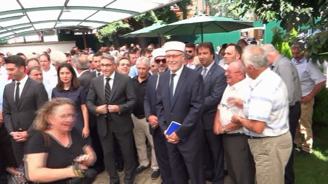 15 TEMMUZ SEHITLERINI ANMA TORENI GUMULCINE BASKONSOLOSLUGU VIDEO 1