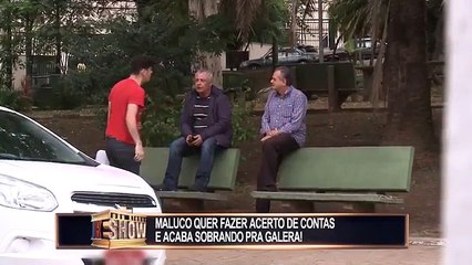 # Cidadão quase apanha quando tenta acertar as contas com quem não deve