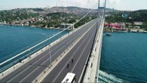 Trafiğe kapatılan 15 Temmuz Şehitler Köprüsü havadan görüntülendi