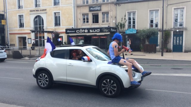Deux heures avant la finale, les supporters sont déjà surexcités