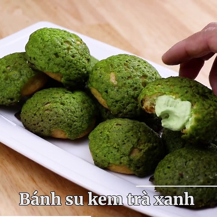 Bánh su kem trà xanh