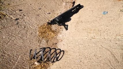 Otomobil Bariyerlere Çarptı : 1 Ölü, 2 Yaralı