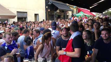Finale France-Croatie : le pub O'Malley envahi de supporters à Marseille