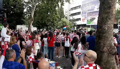 Navijači Hrvatske na ulicama Mostara 2