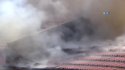 Burdur'da Çatı Yangını Korkuttu