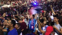 Scène de liesse au palais des sports de Nancy après le 4e but de la France