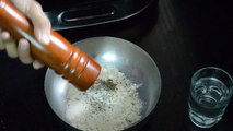 Wheat Flour Mathri recipe in Hindi - आटे की नमकीन मठरी