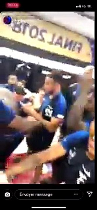 Regardez la joie des Bleus dans les vestiaires juste après la victoire filmée par  Presnel Kimpembe - VIDEO