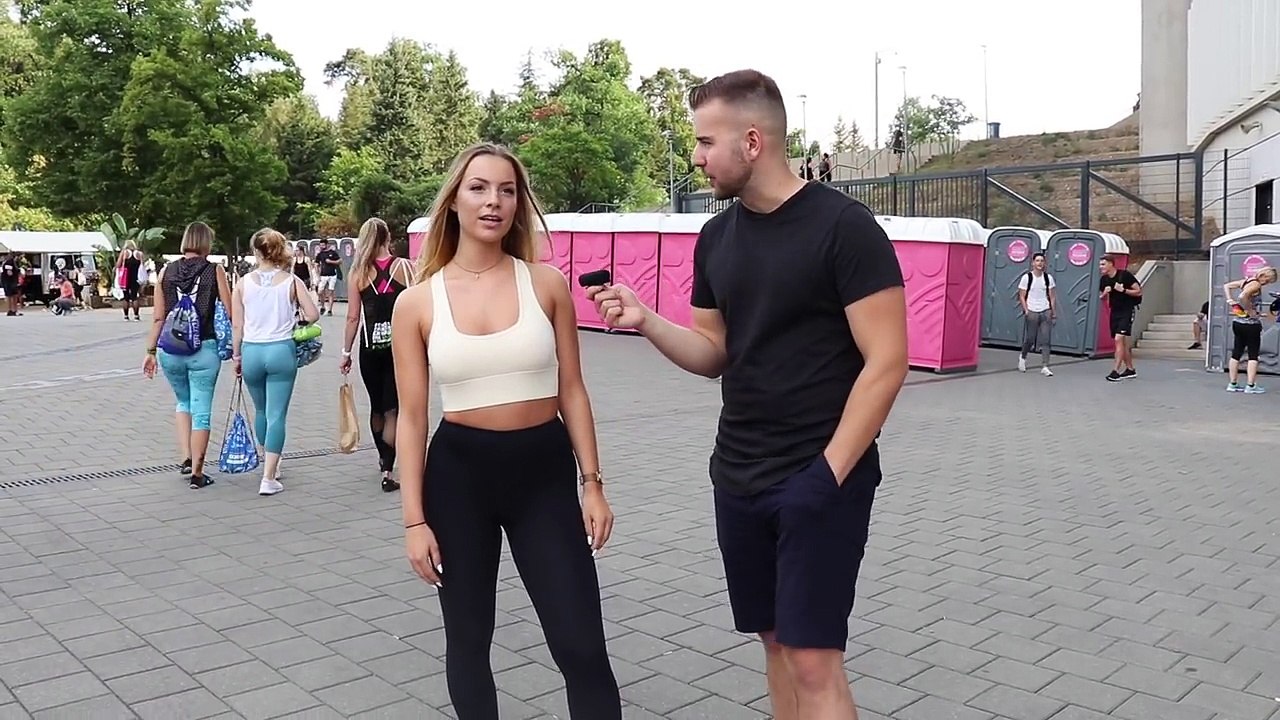 Wie viel ist dein outfit wert ? world fitness day 2018 | festival umfrage | lion