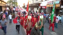 Bursa’da binler bayrak yürüyüşünde buluştu...Yürüyüş havadan görüntülendi