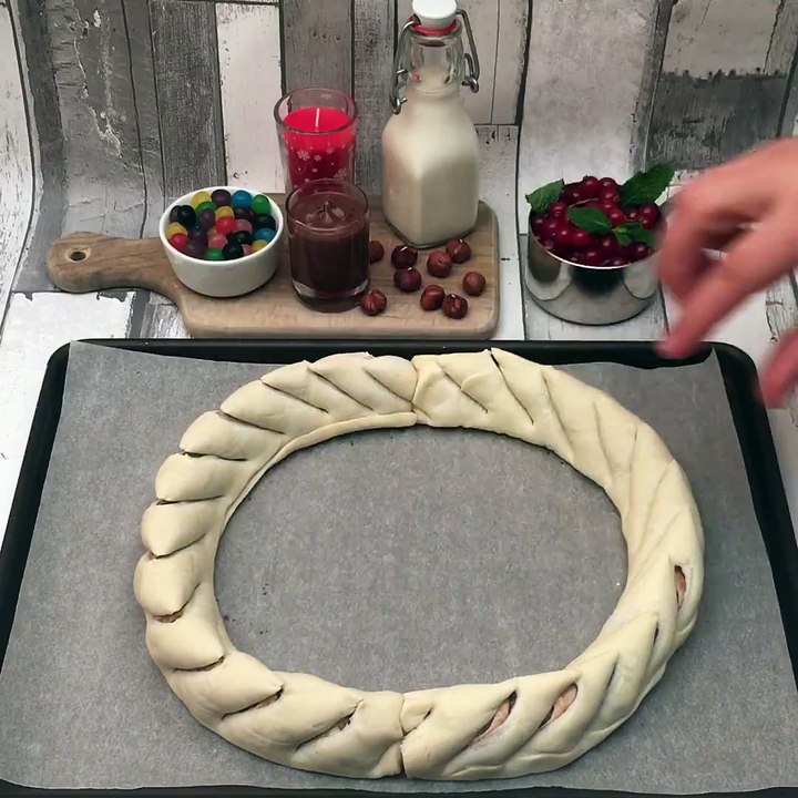 LA COURONNE DE GUI