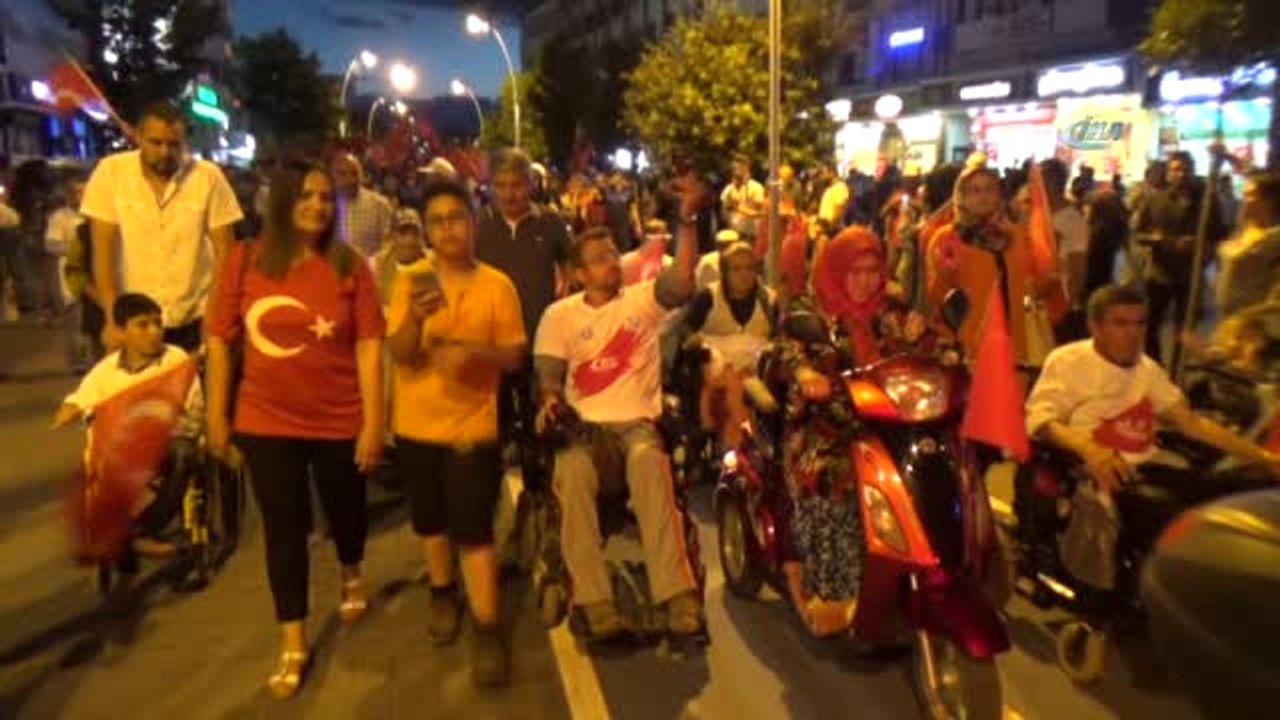 Binler 15 Temmuz Ruhunu Yaşatmak İçin Bir Araya Geldi